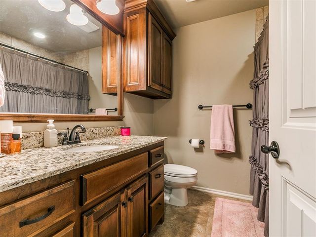 4605 E Pikeys Trail, Tuttle, OK 73089