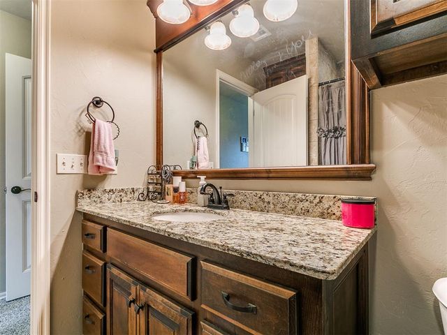 4605 E Pikeys Trail, Tuttle, OK 73089