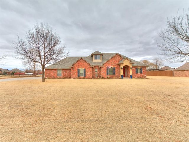4605 E Pikeys Trail, Tuttle, OK 73089