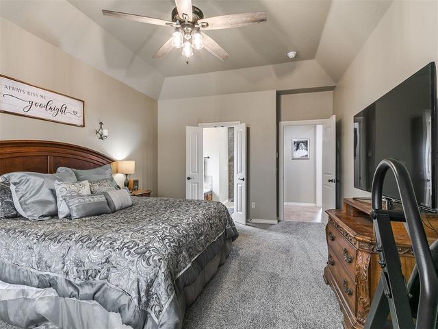 4605 E Pikeys Trail, Tuttle, OK 73089