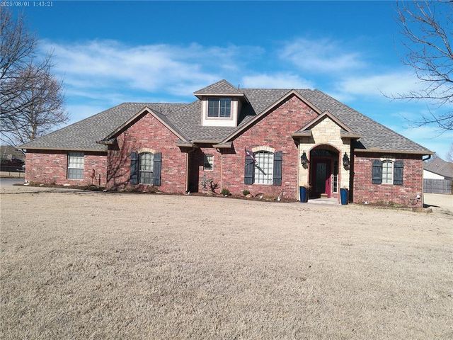 4605 E Pikeys Trail, Tuttle, OK 73089