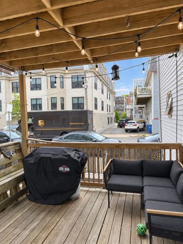 52 O St 2, Boston, MA 02127