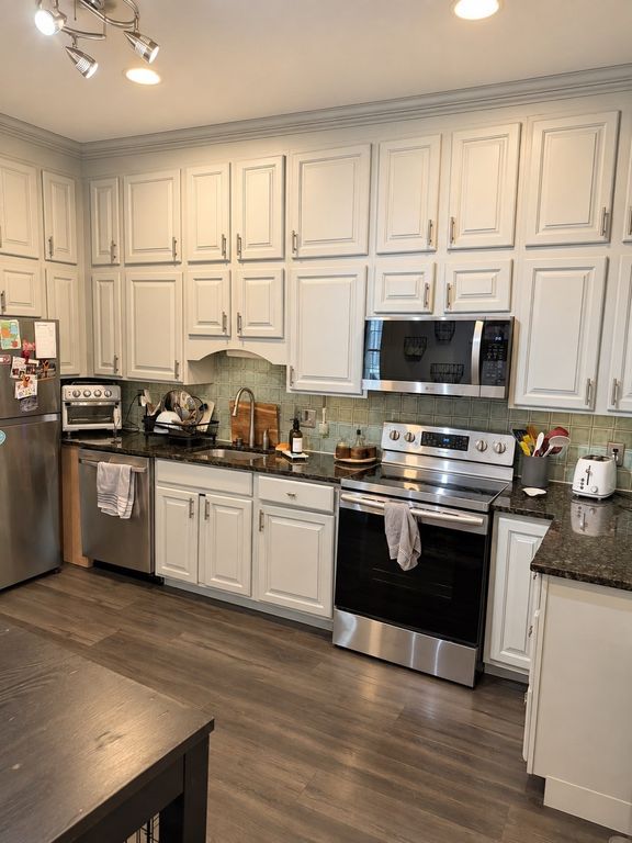 52 O St 2, Boston, MA 02127