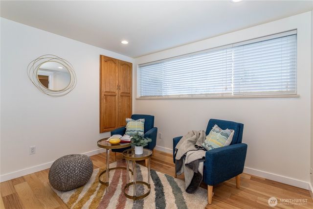 3905 NE 6th Street, Renton, WA 98056