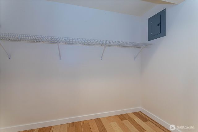 3905 NE 6th Street, Renton, WA 98056