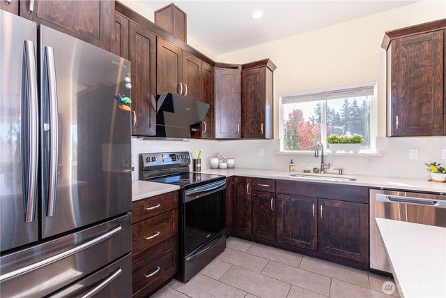 3905 NE 6th Street, Renton, WA 98056