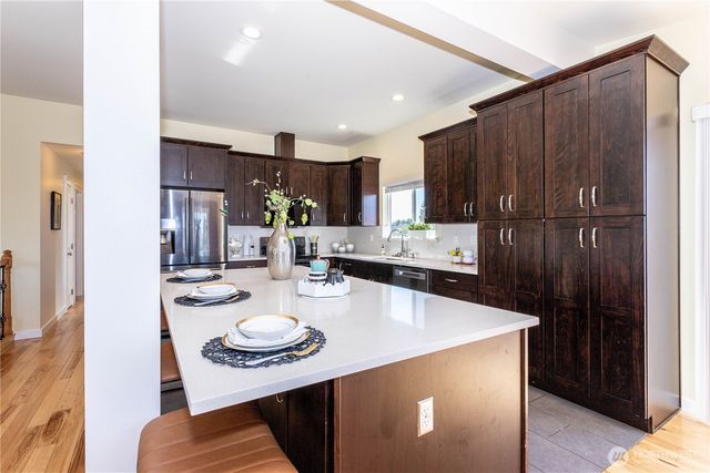 3905 NE 6th Street, Renton, WA 98056