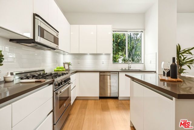 11500 National Boulevard 118, Los Angeles, CA 90064