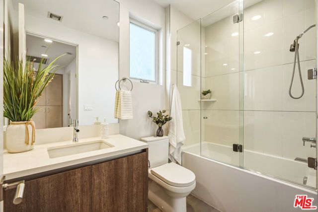 11500 National Boulevard 118, Los Angeles, CA 90064