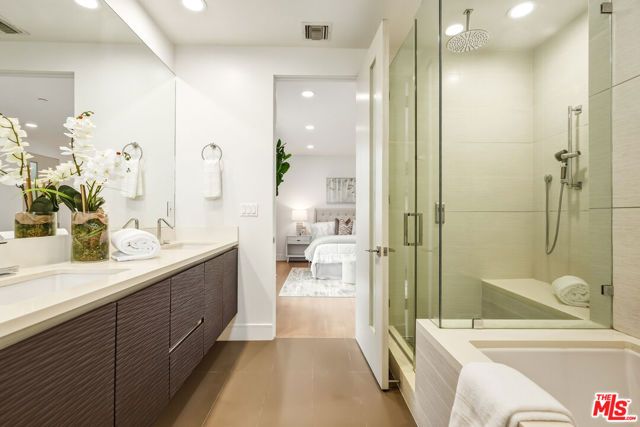 11500 National Boulevard 118, Los Angeles, CA 90064