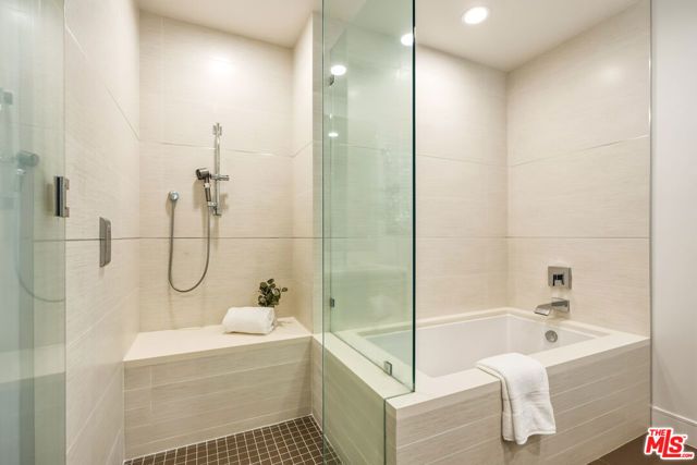 11500 National Boulevard 118, Los Angeles, CA 90064