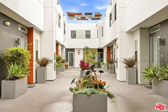 11500 National Boulevard 118, Los Angeles, CA 90064