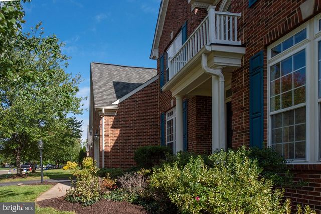 335 PRESTON DR, Warrenton, VA 20186