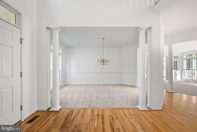 335 PRESTON DR, Warrenton, VA 20186