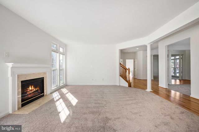 335 PRESTON DR, Warrenton, VA 20186