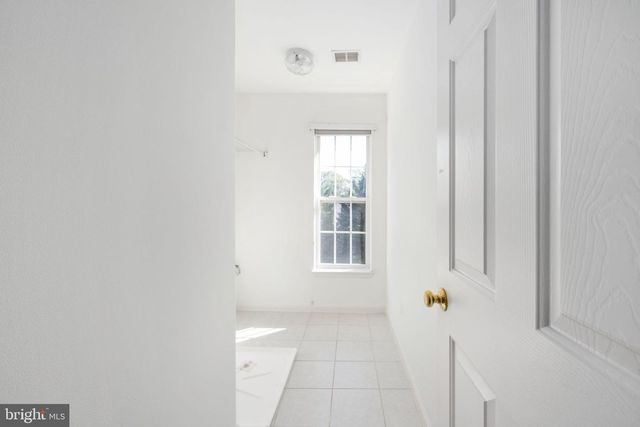 335 PRESTON DR, Warrenton, VA 20186