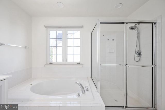 335 PRESTON DR, Warrenton, VA 20186