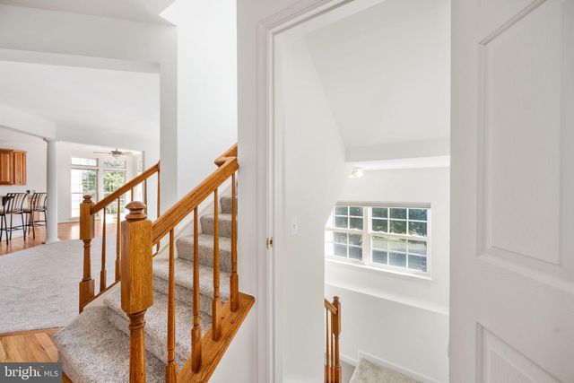 335 PRESTON DR, Warrenton, VA 20186