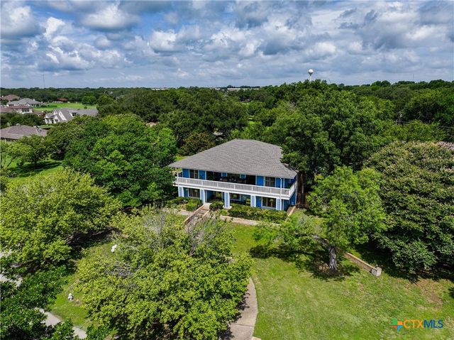910 Mill Creek Drive, Salado, TX 76571