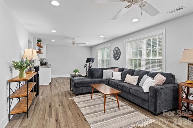 115 Orchard Farm Lane, Mooresville, NC 28117