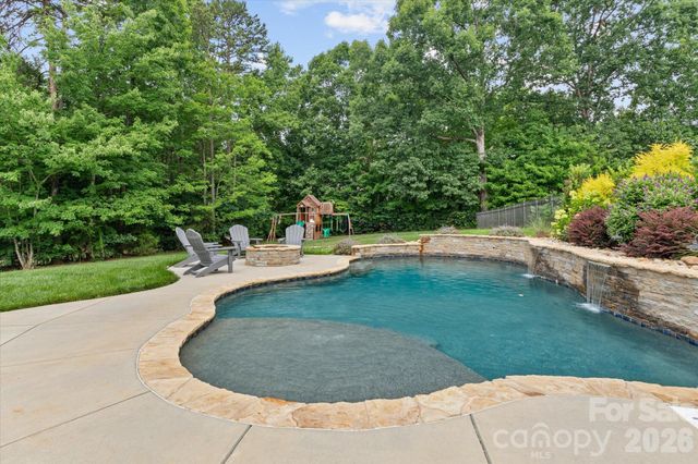 115 Orchard Farm Lane, Mooresville, NC 28117