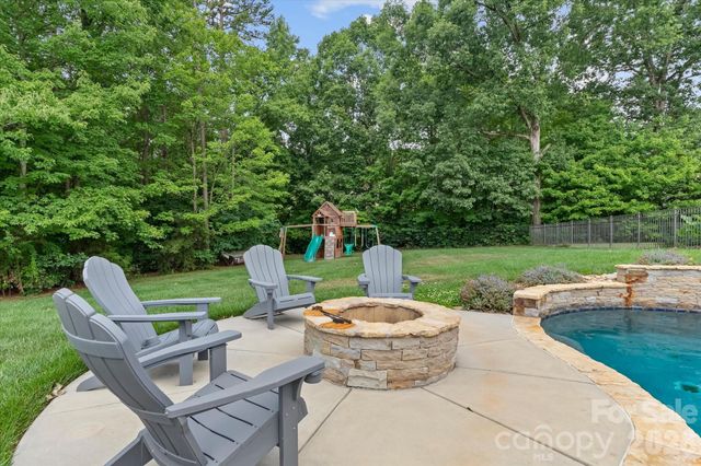 115 Orchard Farm Lane, Mooresville, NC 28117