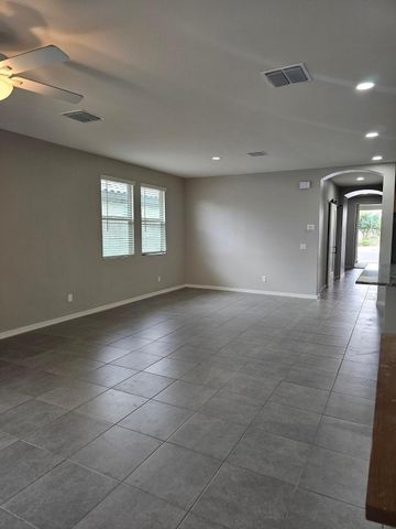 15092 W Portland Street, Goodyear, AZ 85338