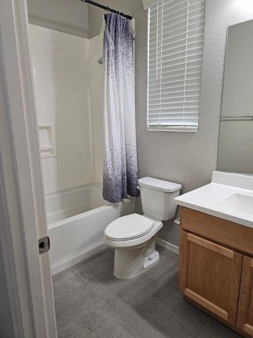 15092 W Portland Street, Goodyear, AZ 85338