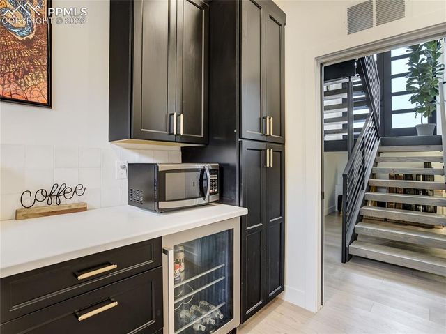 284 Crystal Park Road, Manitou Springs, CO 80829