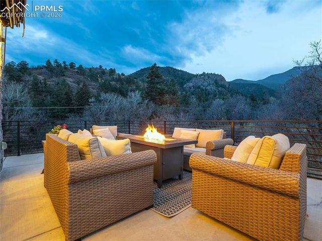284 Crystal Park Road, Manitou Springs, CO 80829
