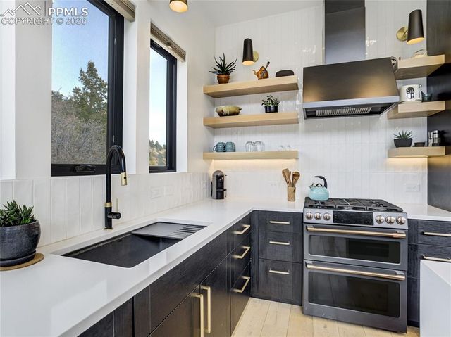 284 Crystal Park Road, Manitou Springs, CO 80829