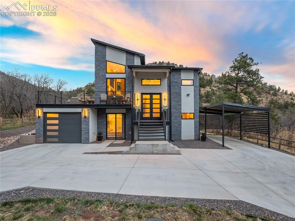 284 Crystal Park Road, Manitou Springs, CO 80829