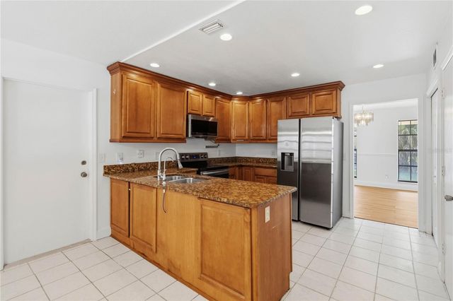 7524 QUAIL RUN COURT, Orlando, FL 32819