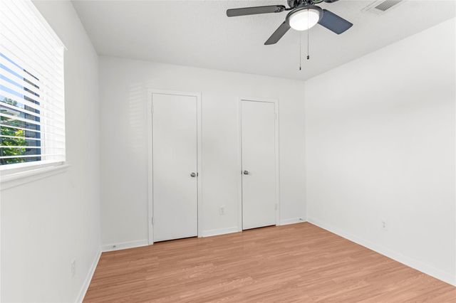 2325 15th Avenue N, Texas City, TX 77590