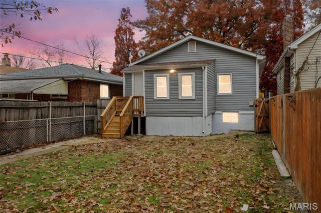 4068 Wilmington Avenue, St Louis, MO 63116