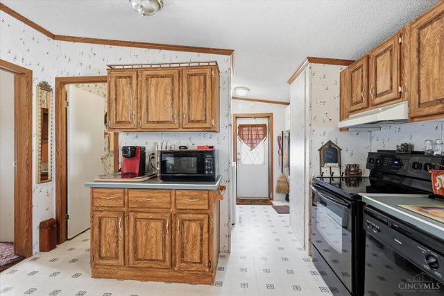 11493 Highland Hills Drive, Paint Twp, OH 45133