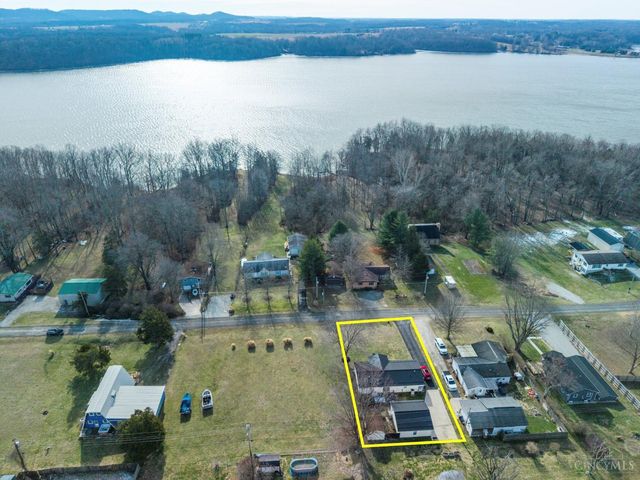 11493 Highland Hills Drive, Paint Twp, OH 45133