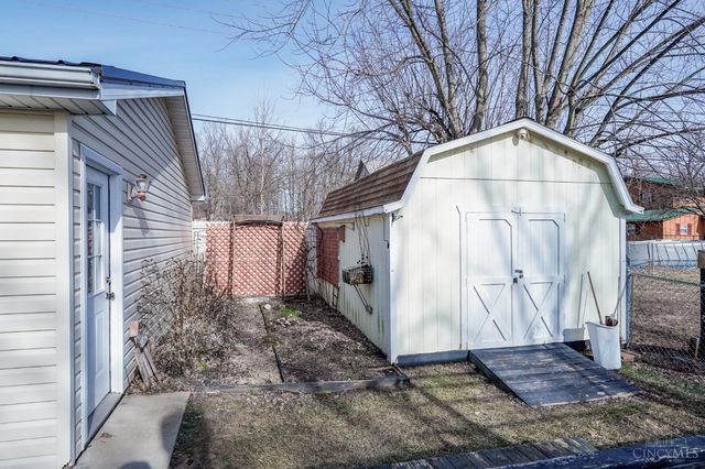 11493 Highland Hills Drive, Paint Twp, OH 45133