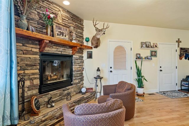 304 Farmall Lane, Manhattan, MT 59741