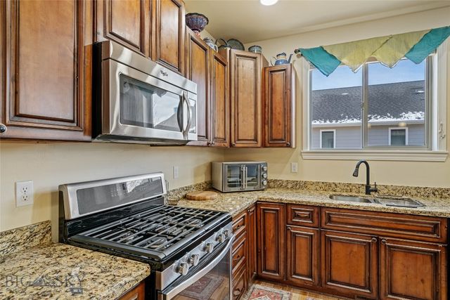 304 Farmall Lane, Manhattan, MT 59741