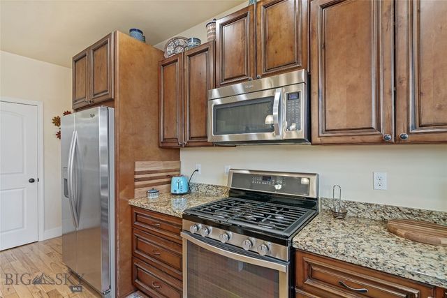 304 Farmall Lane, Manhattan, MT 59741