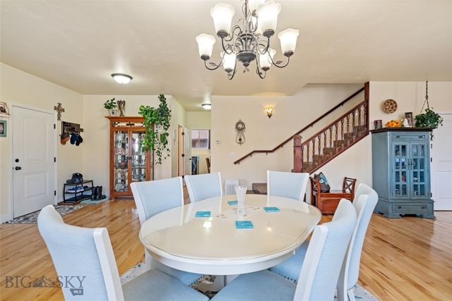 304 Farmall Lane, Manhattan, MT 59741