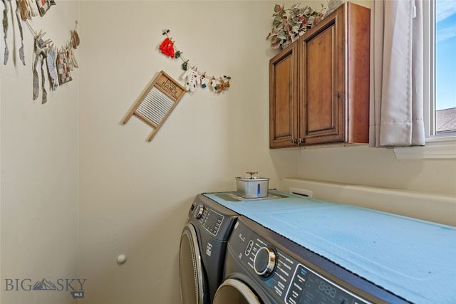 304 Farmall Lane, Manhattan, MT 59741