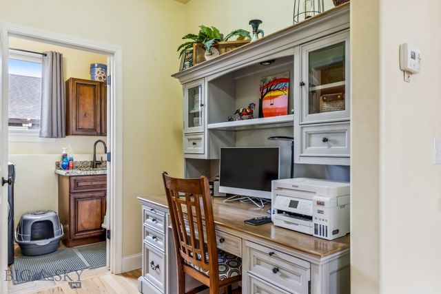 304 Farmall Lane, Manhattan, MT 59741