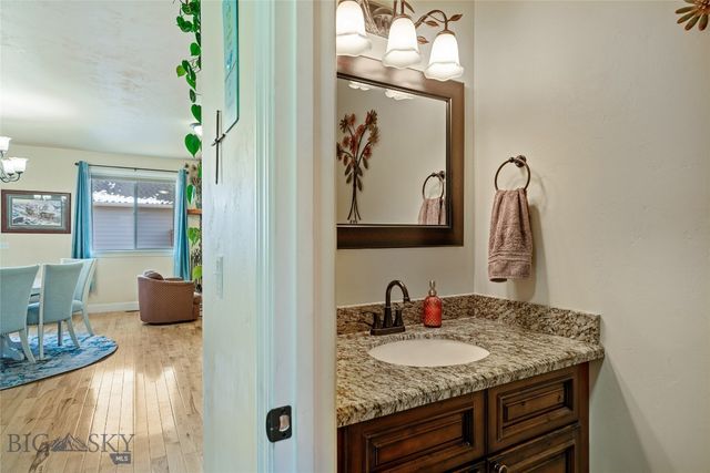 304 Farmall Lane, Manhattan, MT 59741