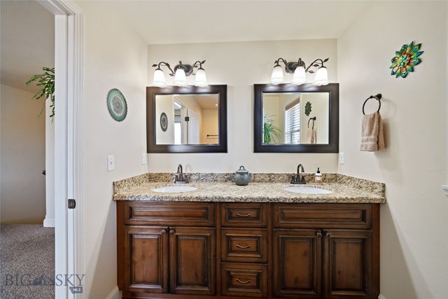 304 Farmall Lane, Manhattan, MT 59741