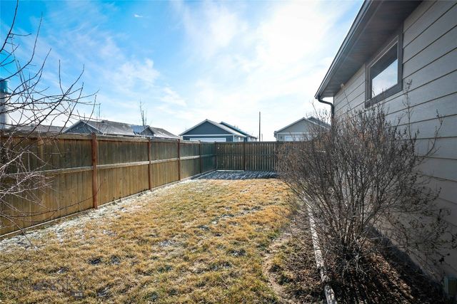 304 Farmall Lane, Manhattan, MT 59741
