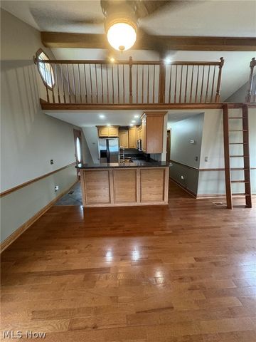 8177 S Cleveland Massillon Road 33, Clinton, OH 44216