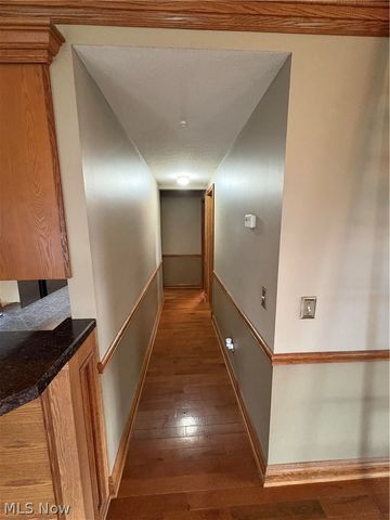 8177 S Cleveland Massillon Road 33, Clinton, OH 44216