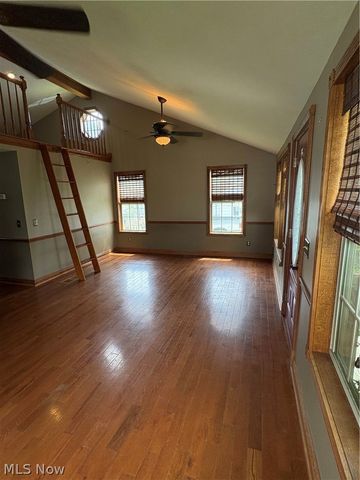 8177 S Cleveland Massillon Road 33, Clinton, OH 44216